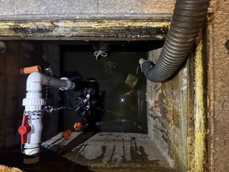 Stormwater pit pump out vac truck suction hose Sydney