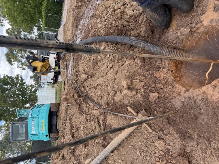 Vac truck hire on site hydro excavation Sydney
